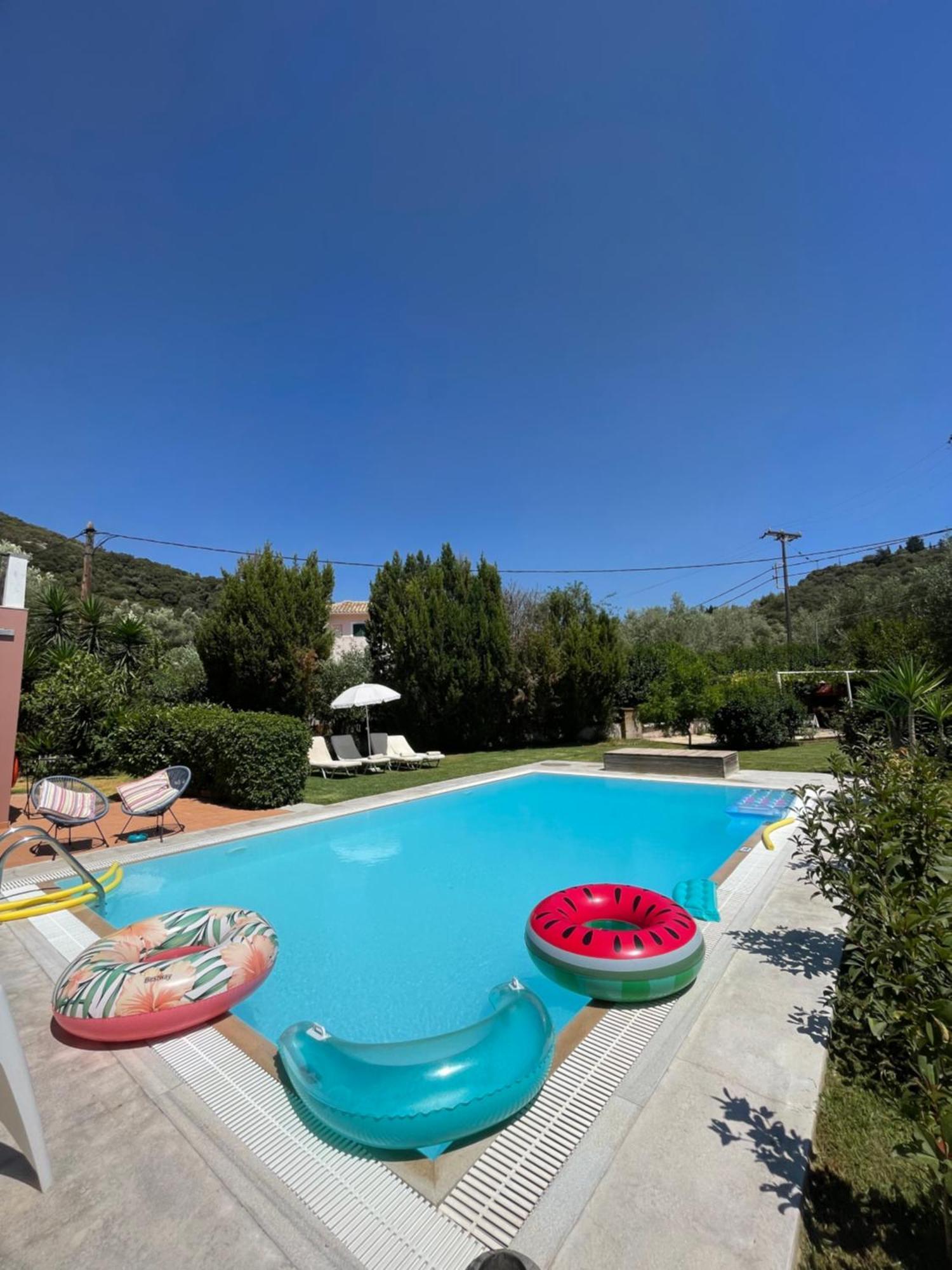 Gialos Villas 1-2 With A Private Pool Mikros Gialos Extérieur photo